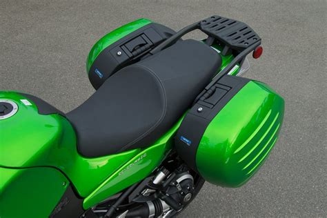 Conveniently adjusted by an easy-to-reach switch on the left handlebar. . Kawasaki concours 14 seat adjustment